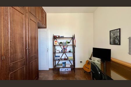 Casa à venda com 161m², 3 quartos e 2 vagasquarto 