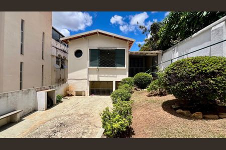 Casa à venda com 161m², 3 quartos e 2 vagasquintal