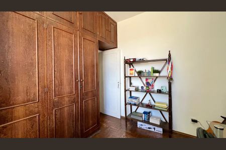 quarto  de casa à venda com 3 quartos, 161m² em Alto Barroca, Belo Horizonte