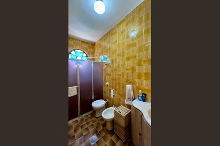 Casa à venda com 161m², 3 quartos e 2 vagasbanho