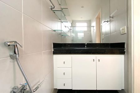 Apartamento para alugar com 120m², 2 quartos e 2 vagasBanheiro da Suíte 1