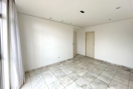 Apartamento para alugar com 120m², 2 quartos e 2 vagasSala