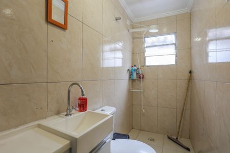 Banheiro de casa para alugar com 1 quarto, 50m² em Vila Dom Pedro I, São Paulo