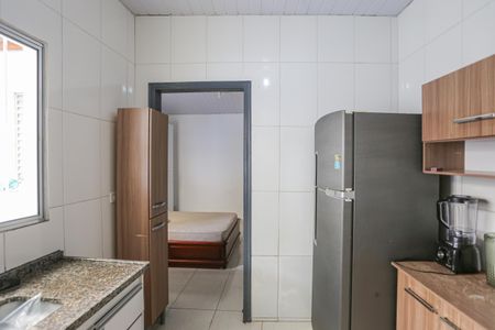 Cozinha de casa para alugar com 1 quarto, 50m² em Vila Dom Pedro I, São Paulo