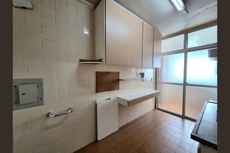 Apartamento à venda com 98m², 2 quartos e 2 vagasCozinha
