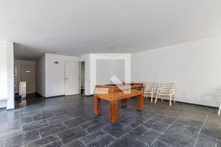 Apartamento à venda com 98m², 2 quartos e 2 vagasSalão de jogos