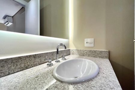 Apartamento para alugar com 108m², 2 quartos e 2 vagasBanheiro da Suíte 2