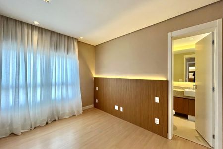 Apartamento para alugar com 108m², 2 quartos e 2 vagasSuite 1