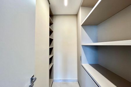 Apartamento para alugar com 108m², 2 quartos e 2 vagasDespensa