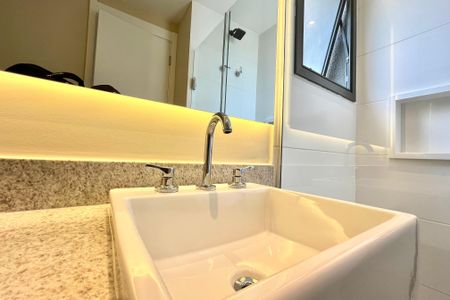 Apartamento para alugar com 108m², 2 quartos e 2 vagasBanheiro da Suíte 1