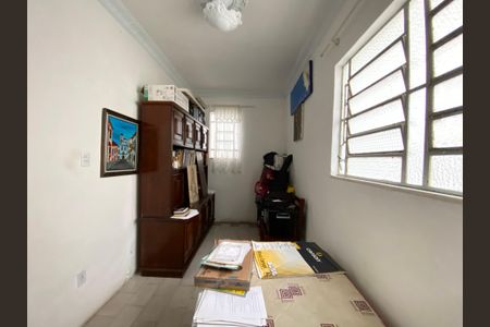 Casa para alugar com 30m², 1 quarto e sem vaga