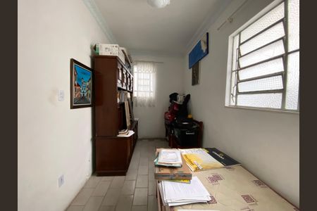 Casa para alugar com 30m², 1 quarto e sem vaga