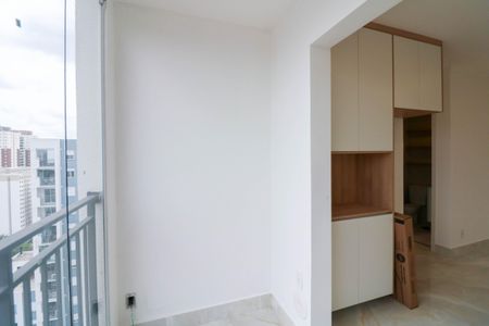 Studio para alugar com 36m², 1 quarto e sem vagaVaranda