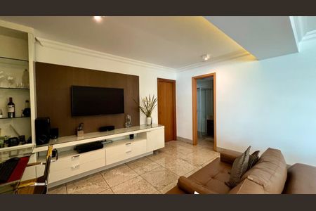 sala  de apartamento à venda com 4 quartos, 125m² em Funcionários, Belo Horizonte