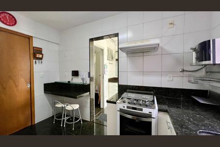 Apartamento à venda com 125m², 4 quartos e 3 vagascozinha