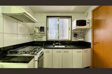 Apartamento à venda com 125m², 4 quartos e 3 vagascozinha