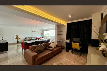 Apartamento à venda com 125m², 4 quartos e 3 vagassala 