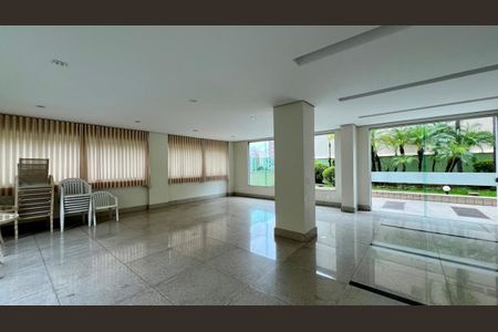 Apartamento à venda com 125m², 4 quartos e 3 vagasÁrea comum - Salão de festas