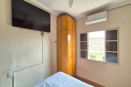 Casa à venda com 250m², 6 quartos e 3 vagasSuíte