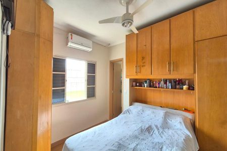 Casa à venda com 250m², 6 quartos e 3 vagasSuíte