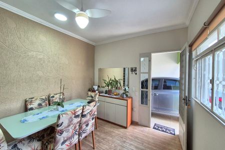 Casa à venda com 250m², 6 quartos e 3 vagasSala de Jantar