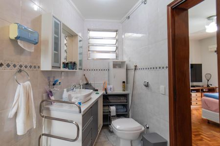 Casa à venda com 215m², 4 quartos e 2 vagasBanheiro da Suíte 3