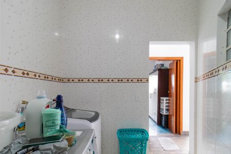 Casa à venda com 215m², 4 quartos e 2 vagasÁrea de Serviço