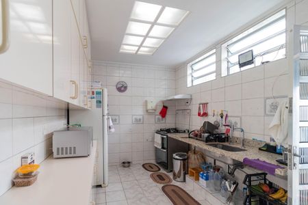 Casa à venda com 215m², 4 quartos e 2 vagasCozinha