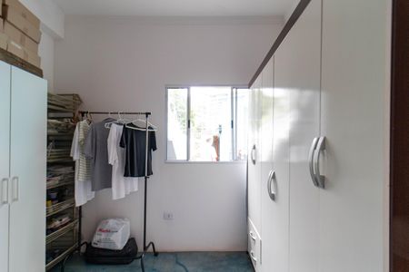 Casa à venda com 215m², 4 quartos e 2 vagasQuarto de Serviço