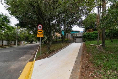 Casa à venda com 215m², 4 quartos e 2 vagasFachada