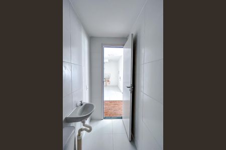 Apartamento para alugar com 33m², 2 quartos e sem vagaBanheiro