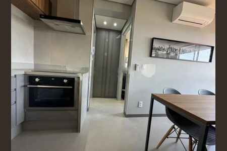 Apartamento à venda com 1 quarto, 45m² em Santo Amaro, São Paulo