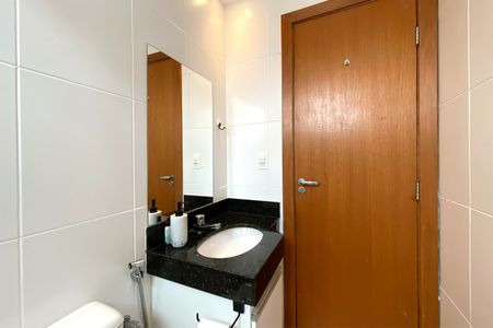 Apartamento à venda com 88m², 3 quartos e 2 vagas Apartamento à venda com 88m², 3 quartos e 2 vagasBanheiro da Suíte 1