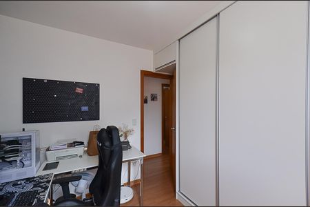Quarto 1 de apartamento à venda com 3 quartos, 88m² em Sagrada Família, Belo Horizonte