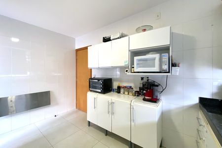 Apartamento à venda com 88m², 3 quartos e 2 vagas Apartamento à venda com 88m², 3 quartos e 2 vagasCozinha
