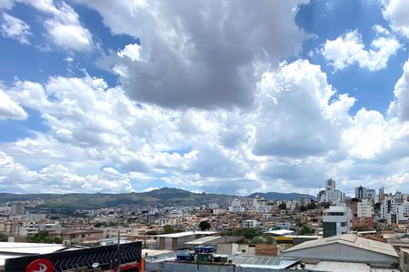 Apartamento à venda com 88m², 3 quartos e 2 vagas Apartamento à venda com 88m², 3 quartos e 2 vagasVista do Quarto 2