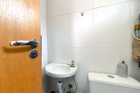 Apartamento à venda com 88m², 3 quartos e 2 vagas Apartamento à venda com 88m², 3 quartos e 2 vagasBanheiro de serviço