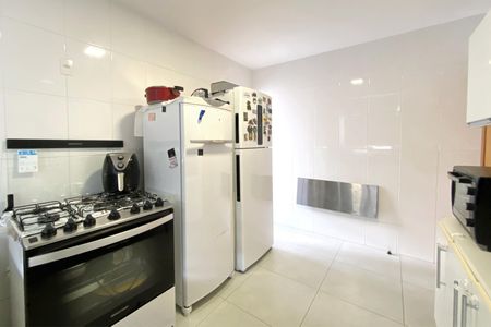 Apartamento à venda com 88m², 3 quartos e 2 vagas Apartamento à venda com 88m², 3 quartos e 2 vagasCozinha