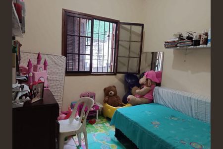 Casa à venda com 4 quartos, 220m² em Engenhoca, Niterói