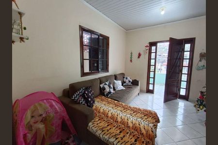 Casa à venda com 4 quartos, 220m² em Engenhoca, Niterói