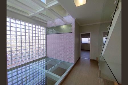 Casa para alugar com 3 quartos, 229m² em Ipiranga, São Paulo