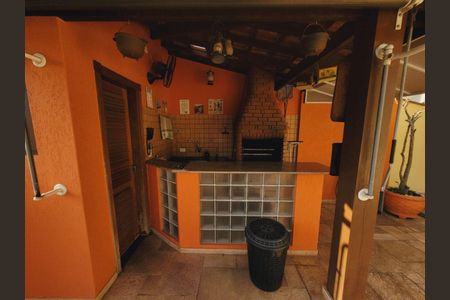 Casa à venda com 4 quartos, 345m² em Residencial Onze (Alphaville), Santana de Parnaíba