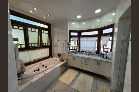 Casa à venda com 4 quartos, 345m² em Residencial Onze (Alphaville), Santana de Parnaíba