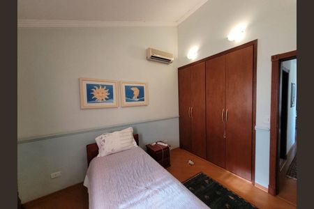 Casa à venda com 4 quartos, 345m² em Residencial Onze (Alphaville), Santana de Parnaíba