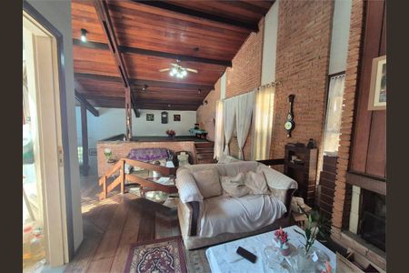 Casa à venda com 3 quartos, 189m² em Alphaville, Santana de Parnaíba