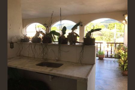 Casa à venda com 4 quartos, 398m² em Itaipu, Niterói