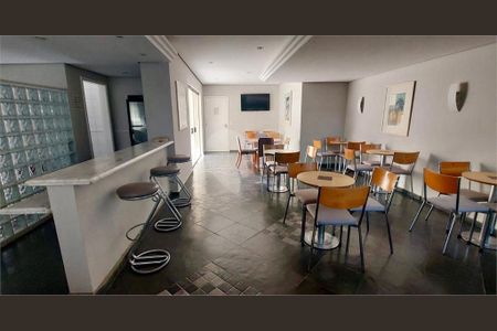 Apartamento à venda com 3 quartos, 74m² em Jardim Peri Peri, São Paulo