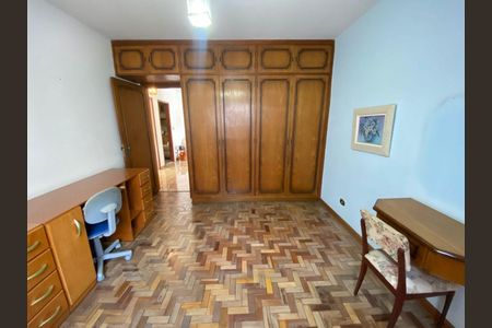 Casa à venda com 3 quartos, 178m² em Jardim Piqueroby, São Paulo