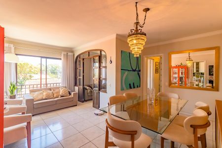 Apartamento à venda com 3 quartos, 100m² em Vila Alexandria, São Paulo