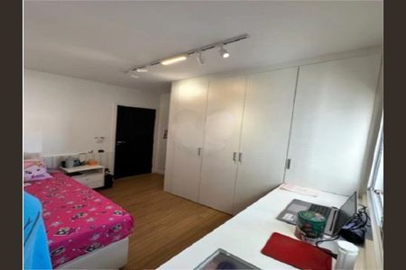 Apartamento à venda com 2 quartos, 64m² em Cambuci, São Paulo